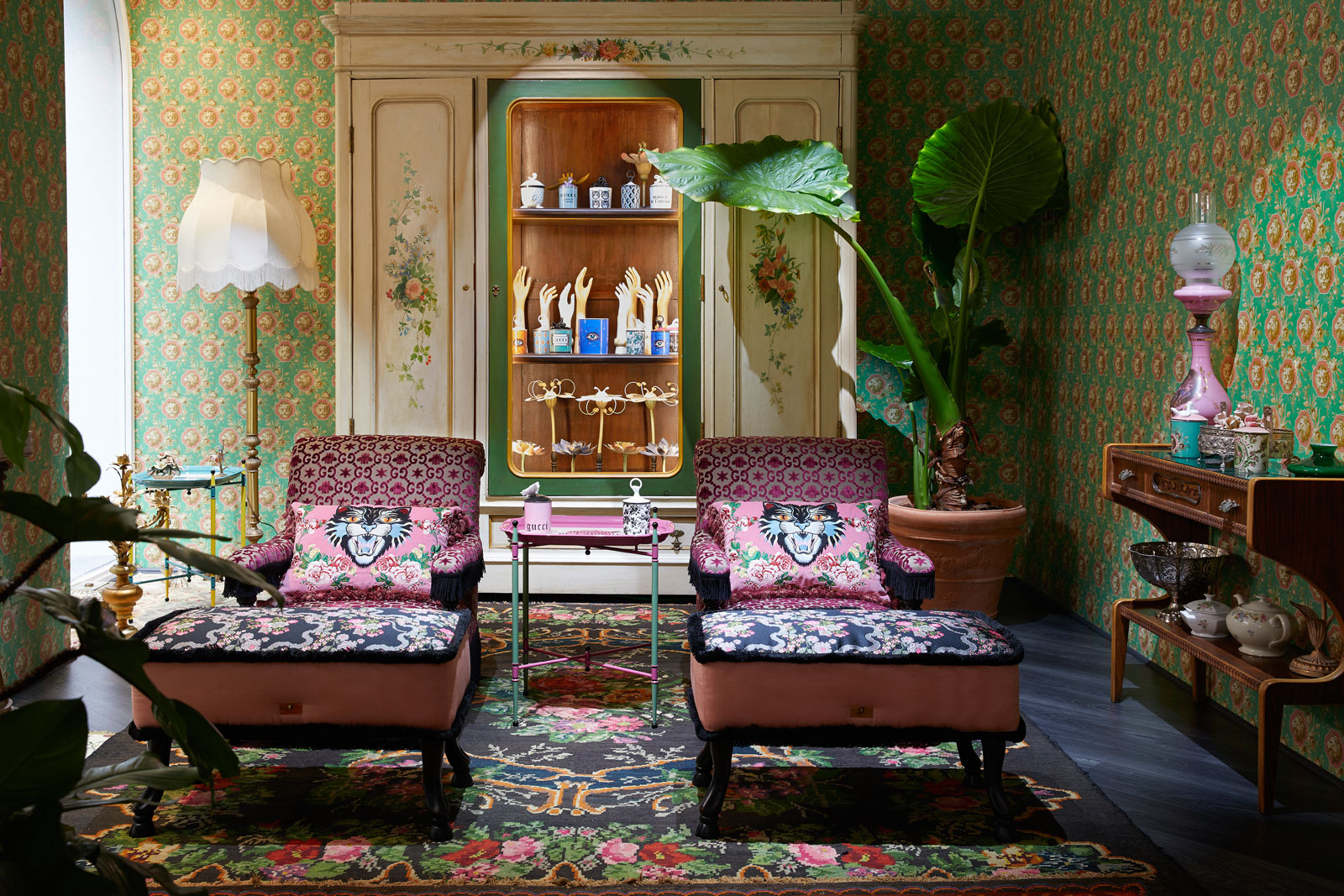 Gucci decor