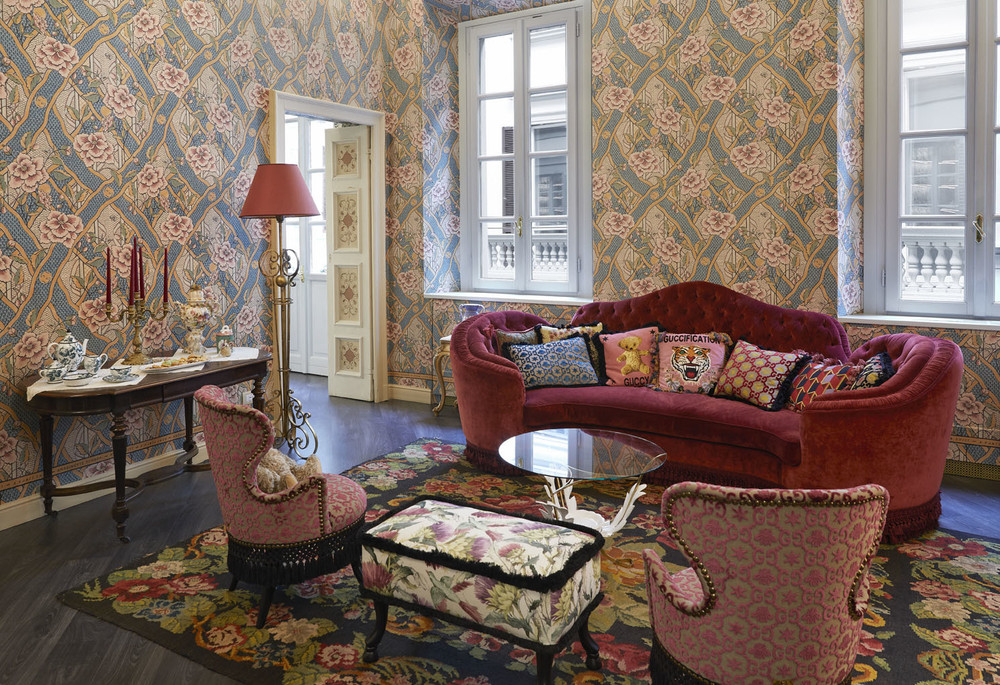 Gucci decor